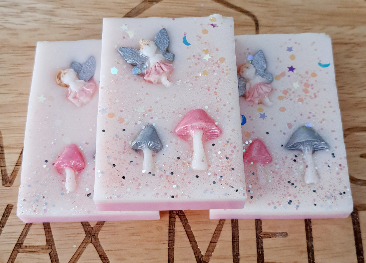 Lush dupe snowfairy snow Angel waxmelts gift handmade fairy toadstool pink 