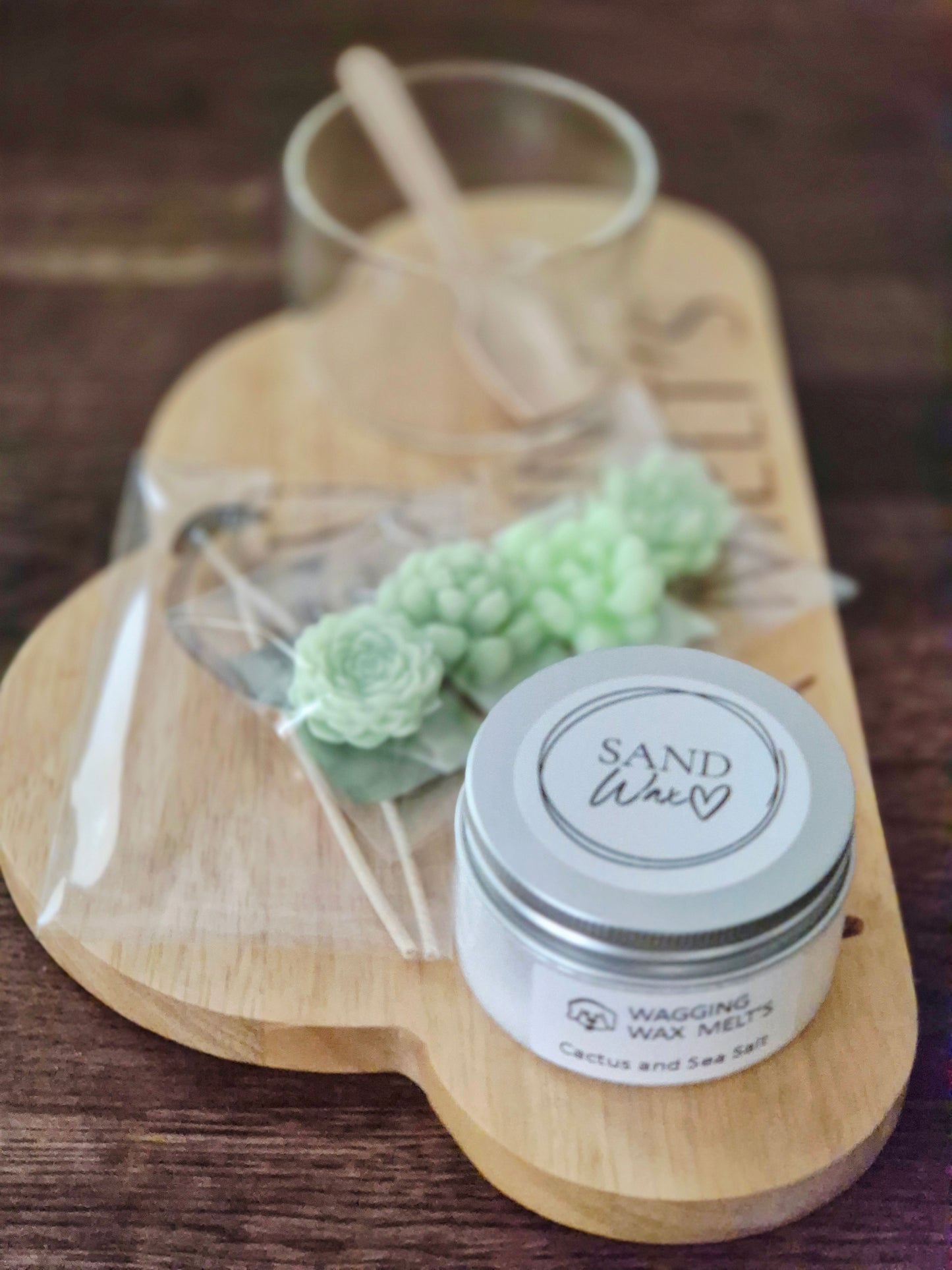 Build your own sand wax candle